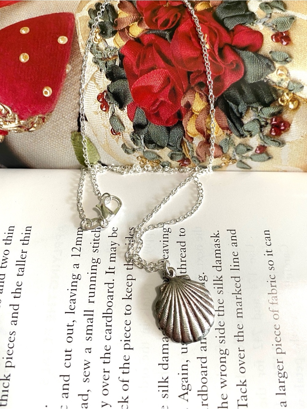 925 Sterling Silver Scallop Seashell Pendant Necklace Ocean Jewelry